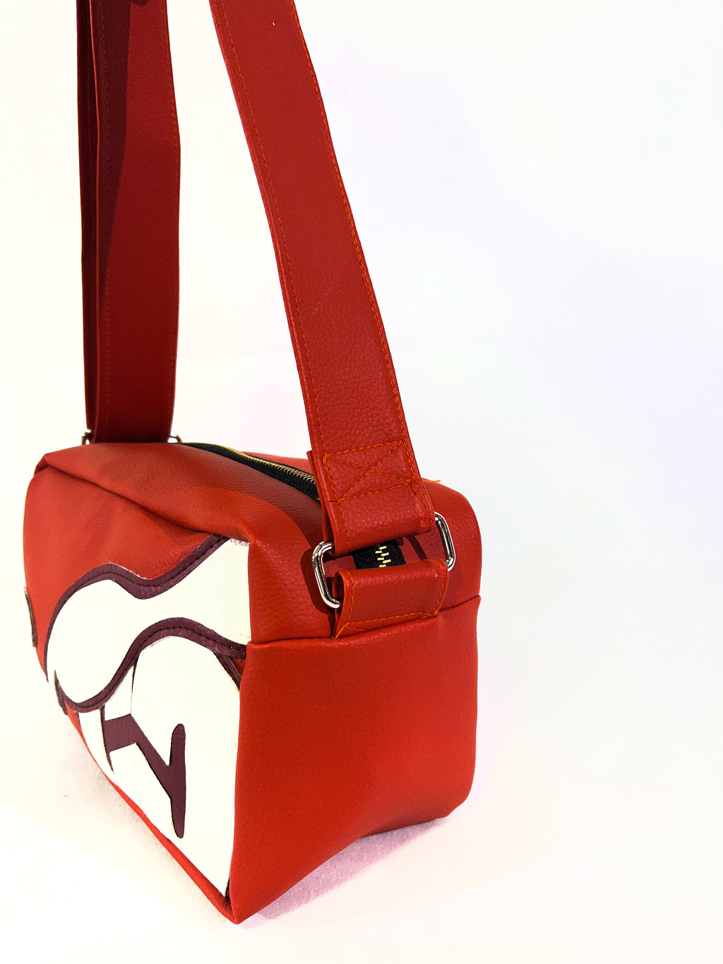 ICON BAG RED DOUBLE C’S